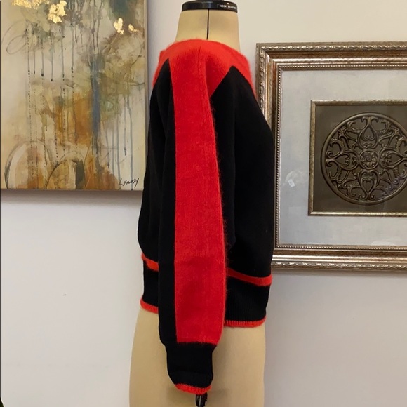 Neiman Marcus Long Sleeve Sweater - Picture 4 of 7